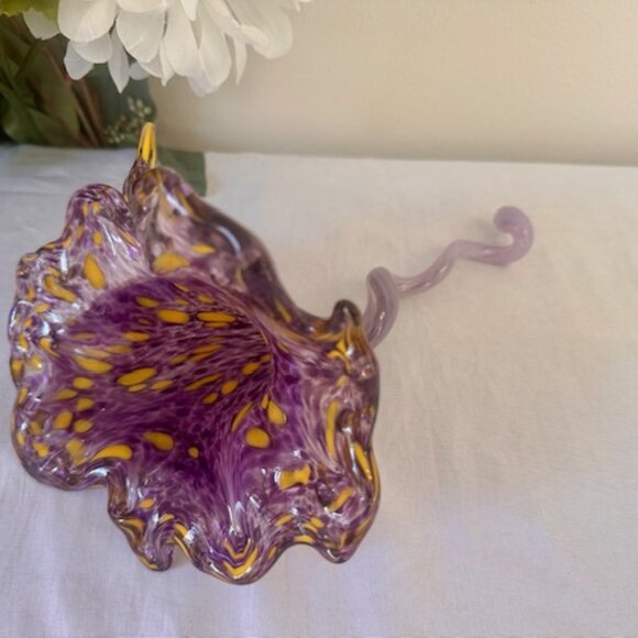 Hand Blown Murano Style Trumpet Dish‎ Purple Yellow Swirl Glass Art MCM Italian - Picture 2 of 4